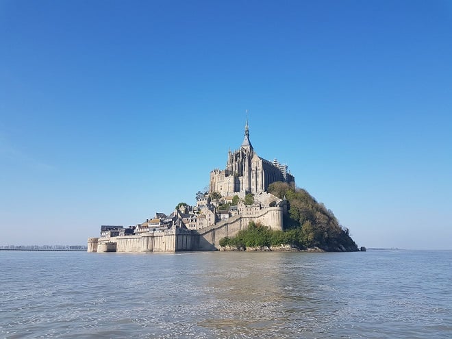 Les Photos Exceptionnelles Du Mont Saint Michel Redevenu Une le Gr ce les-photos-exceptionnelles-du-mont-saint-michel-redevenu-une-le-gr-ce